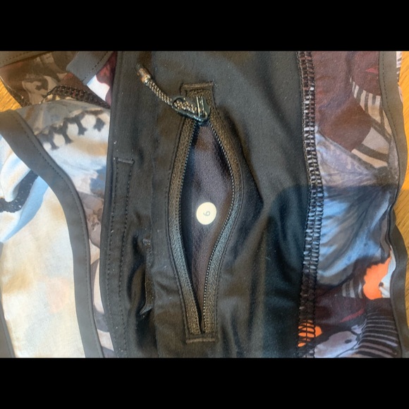 Lululemon shorts - Picture 4 of 4